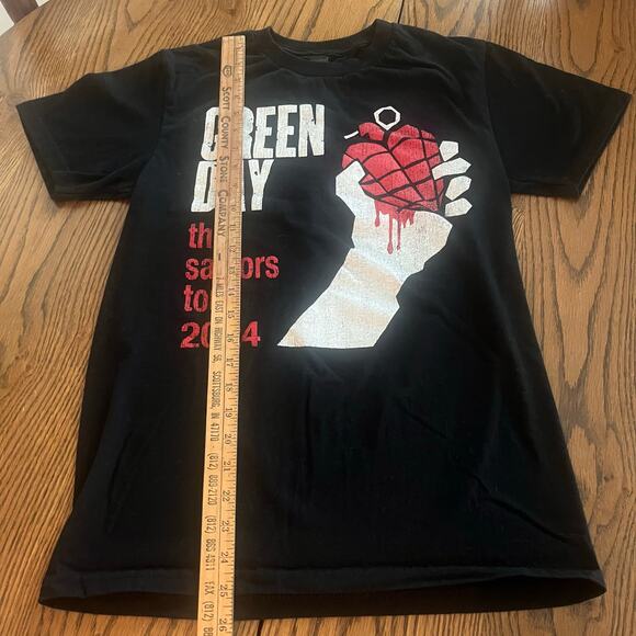 Green Day American Idiot 2004 Tour Shirt Concert Tee Size Small - Picture 3 of 5
